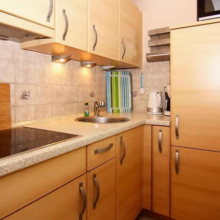 Holiday home Attraktiver In An Der Nordsee Warwerort