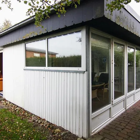 Holiday home Attraktiver In An Der Nordsee Warwerort